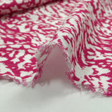 Viscose imprimée lurex évasion blanc fond fuchsia
