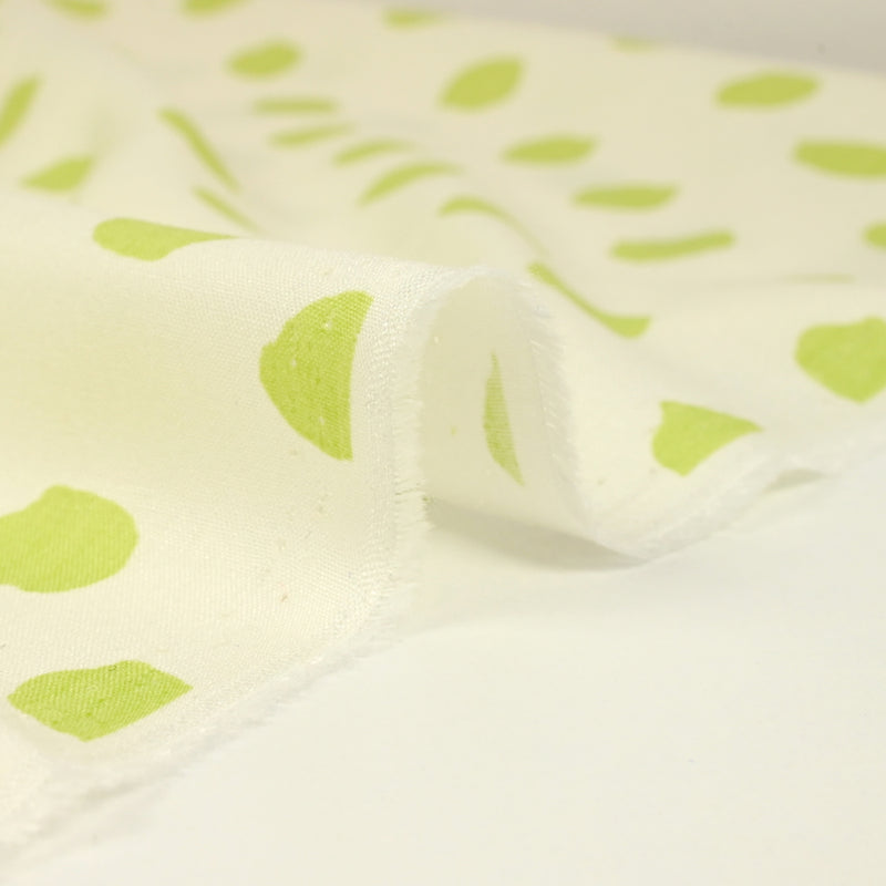 Viscose imprimée pois vert fond écru