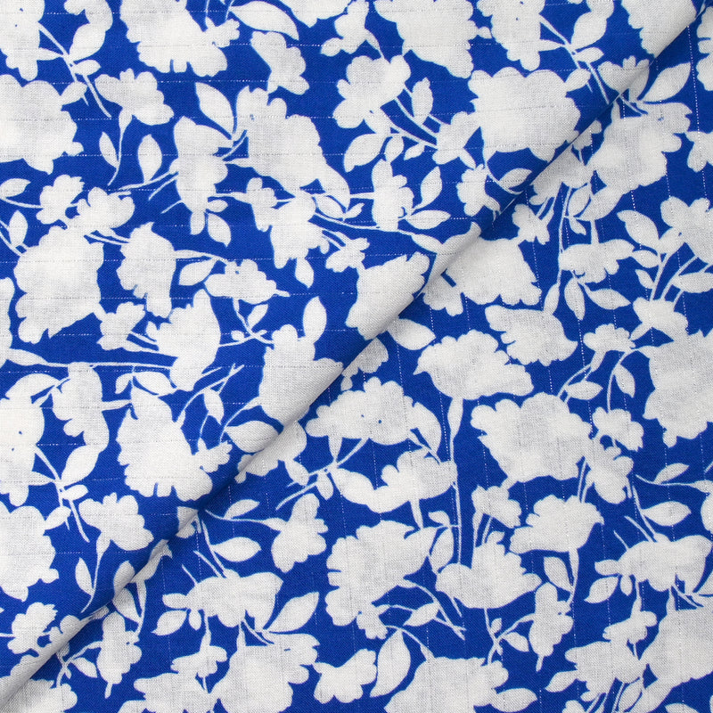 Viscose imprimée lurex le temps des fleurs fond bleu roi