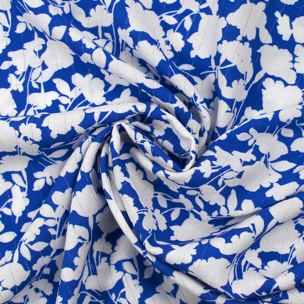 Viscose imprimée lurex le temps des fleurs fond bleu roi