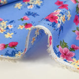 Viscose imprimée fleurs Marjolaine fond bleu