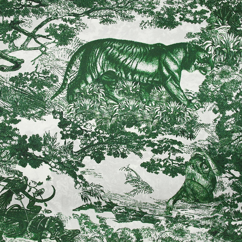 Satin de soie imprimé dans la jungle vert fond blanc