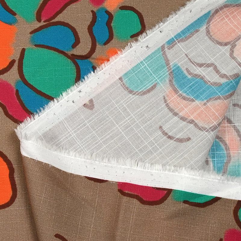 Viscose tissée imprimée fleurs dessinées fond marron