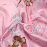 Satin polyester fin imprimé Hawaii fond rose