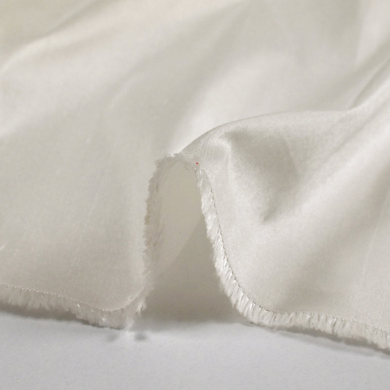 Tissu taffeta de soie - moiré - noir - So Tissus Tissu taffeta de soie - moiré - noir - So Tissus