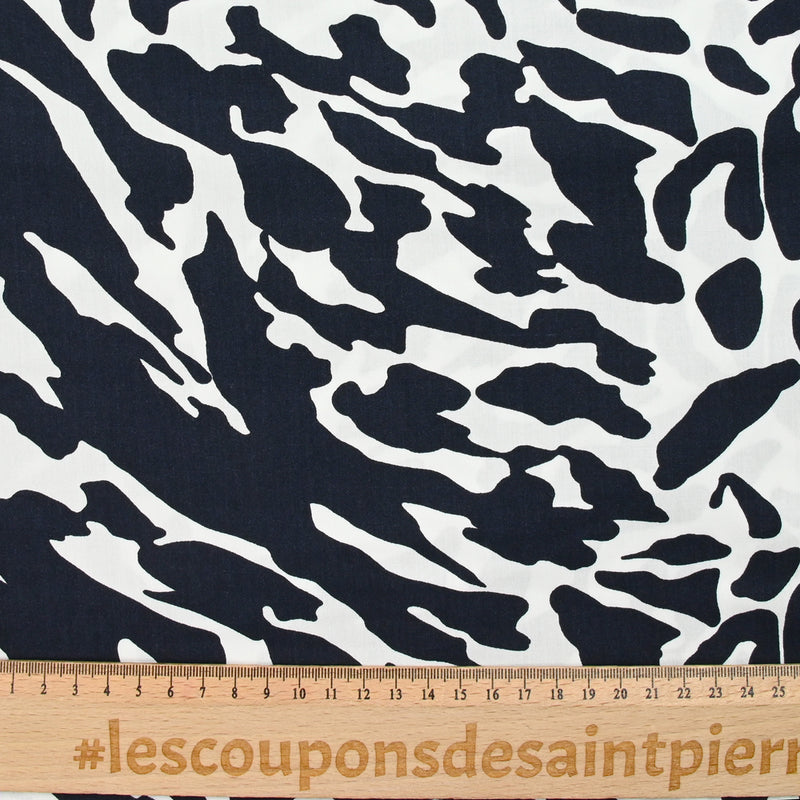 Viscose imprimée camouflage marine