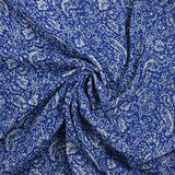 Mousseline imprimée crinkle lurex nature en fleurs fond bleu roi