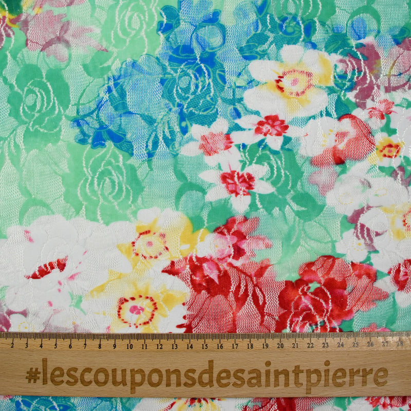 Dentelle imprimée Sonia vert d'eau, rouge et blanc