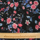 Mousseline imprimée crinkle le temps des roses fond noir