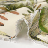 Viscose imprimée nature en feuilles vert fond écru