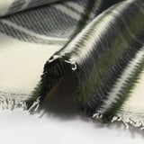 Lainage polyester brossé à carreaux vert foncé et anthracite fond écru