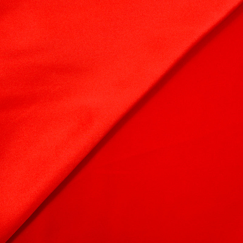 Satin polyester lourd rouge