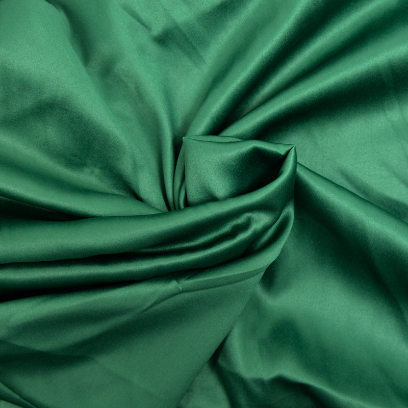 Satin polyester fin vert