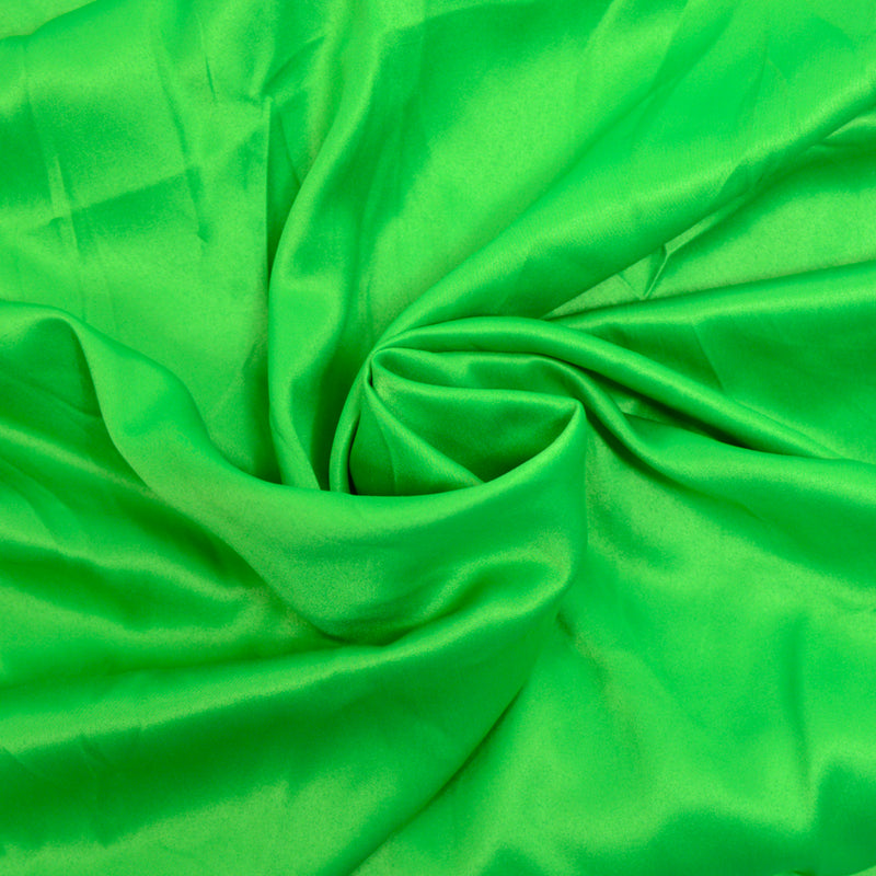 Satin polyester fin vert gazon