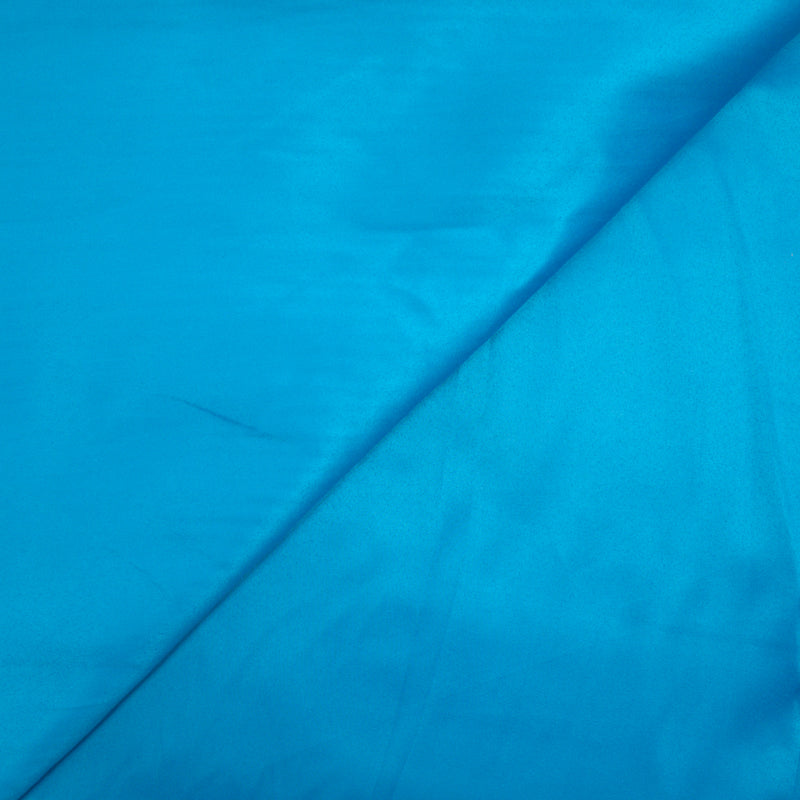 Satin polyester fin bleu azur