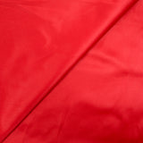 Satin polyester fin rouge