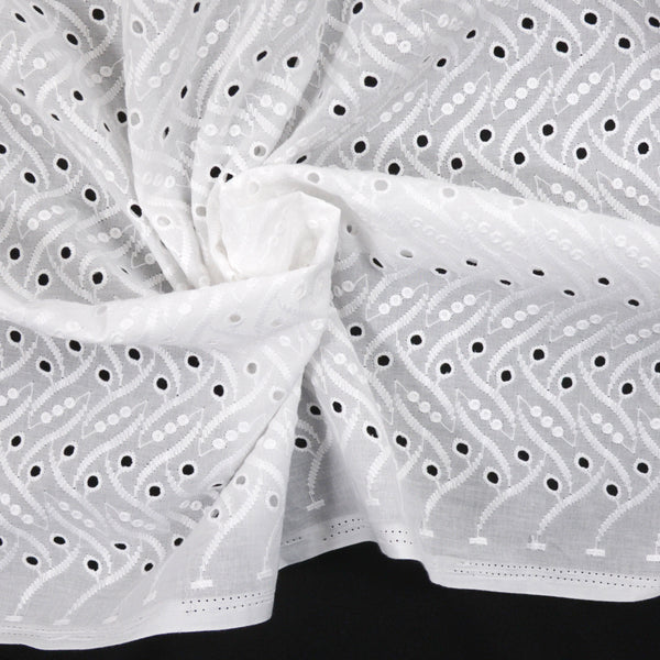 Broderie anglaise Hachiman