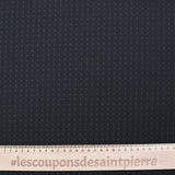 Sarga de algodón con estampado de cuadrados y lunares y fondo azul medianoche