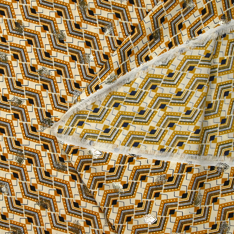 Microfibre imprimée polyester doré escalade alezan fond beige clair