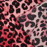 Printed viscose animal atmosphere red and pink background