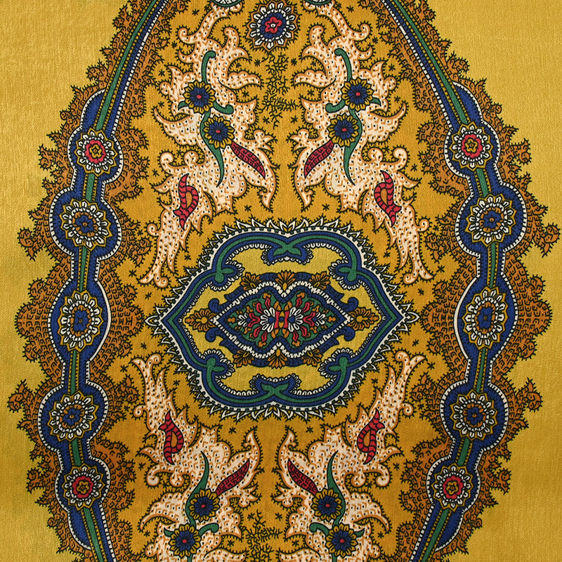 Satin de polyester mat imprimé symphonie florale fond ocre