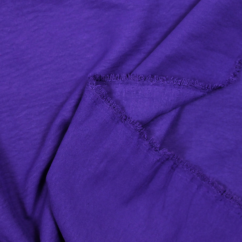 Polyester fluide froissé violet