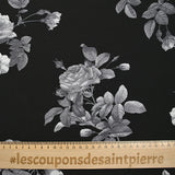 Viscose imprimée roses grises fond noir