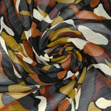 Mousseline crinkle imprimée irisée forme marron fond gris