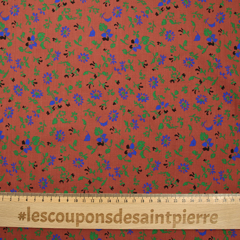 Viscose imprimée doupionnée vent de fleurs fond tomette