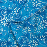 Coton batik imprimé Udaipur fond bleu azur