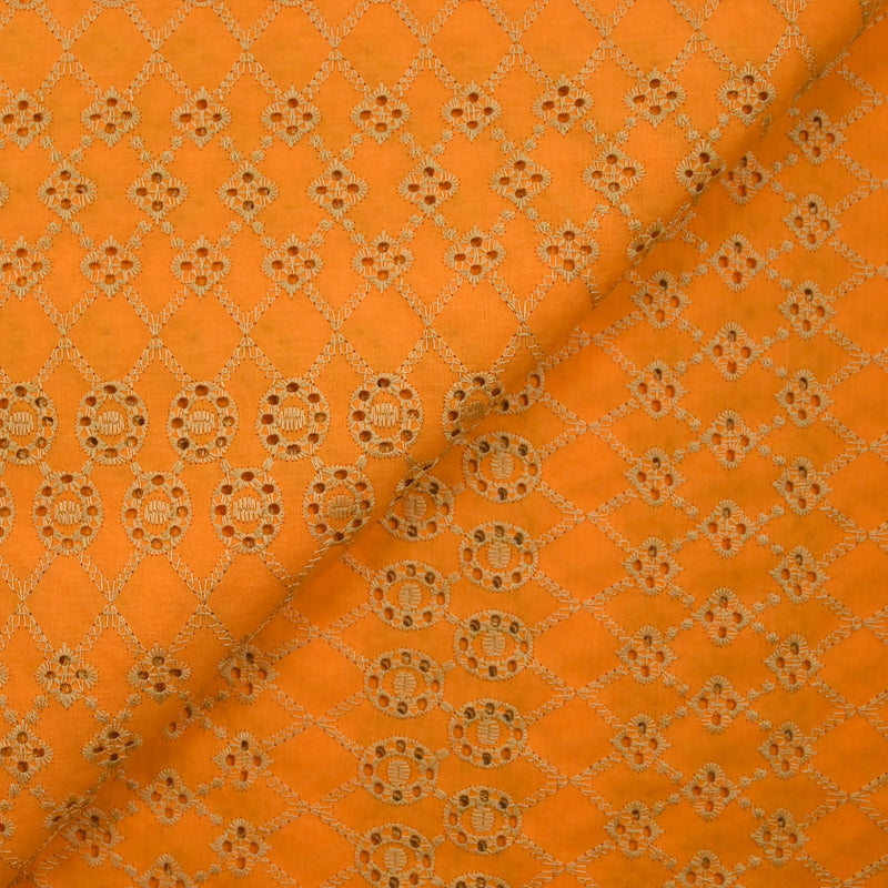 Broderie anglaise festonnée beige Clémence fond orange