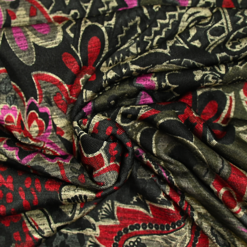 Maille polyester fleur rose et rouge fond noir