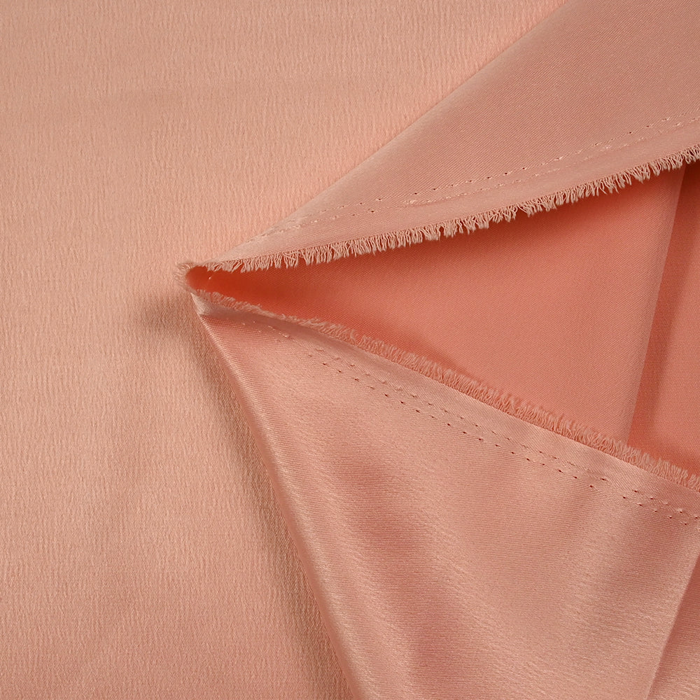 Coupon De Tissu Crêpe De Satin Rose - 3m X 1.45m, Polyester, état Neuf