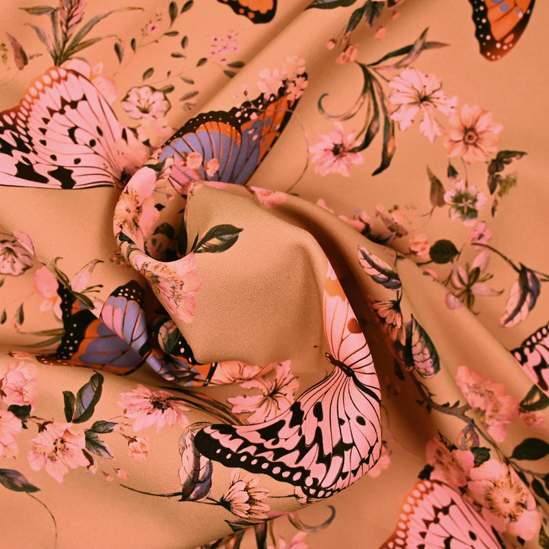 Arena de mariposa rosa estampada de crepé pesada