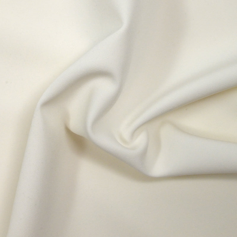 Crêpe de polyester lourd Louna blanc cassé