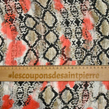 Mousseline imprimée bande satin serpent et tache corail