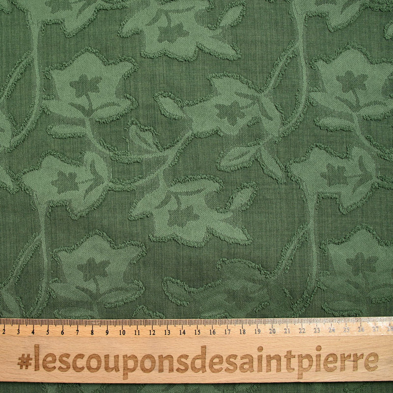 Jacquard de polyester fleurs plumetis vert