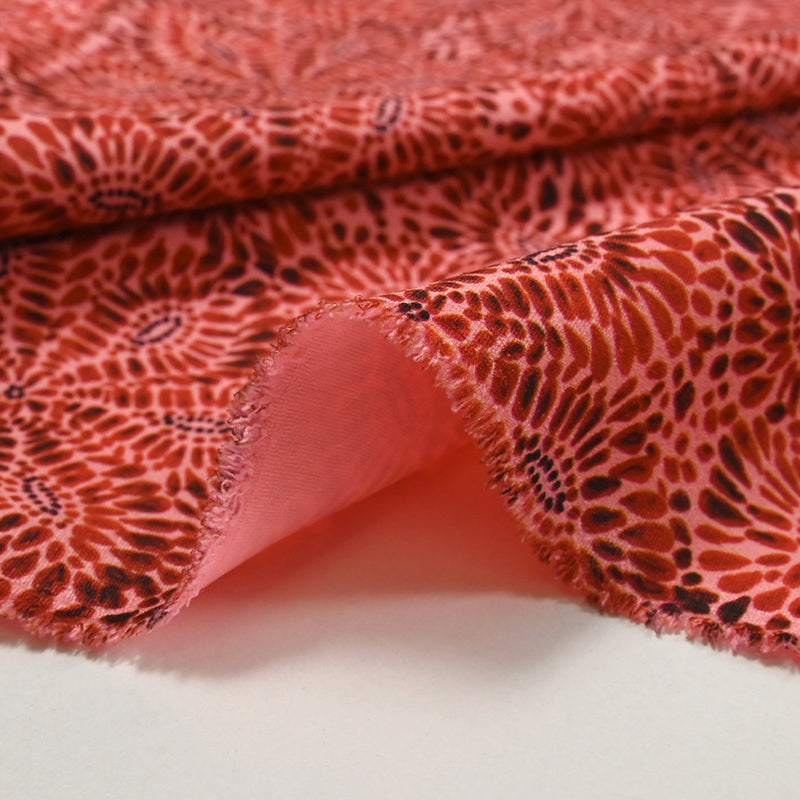Crêpe lourd imprimé rosace d'automne fond rose fluo