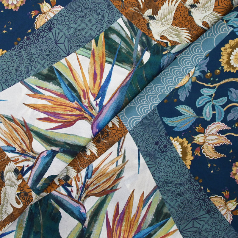Satin polyester imprimé rêve botanique bleu et camel