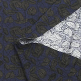 Jersey de algodón con estampado de hojas de liana sobre fondo marino