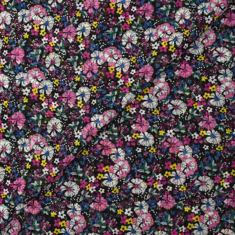 Mousseline crinkle imprimée lurex prairie fleurie magenta fond noir