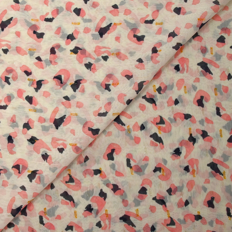 Mousseline crinkle imprimée plumetis léopard rose fond écru