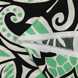 Satin de viscose imprimé jungle tribal vert et blanc fond noir