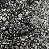 Crépon viscose rayé lurex argent cachemire fond noir