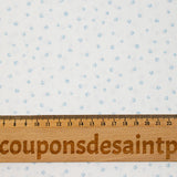 Coton chemise explosion mini fleur bleu ciel fond blanc