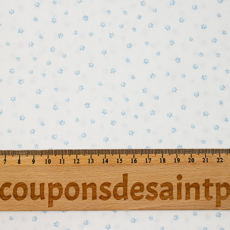 Coton chemise explosion mini fleur bleu ciel fond blanc