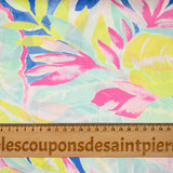 Satin de polyester imprimé feuille pastel fond jaune