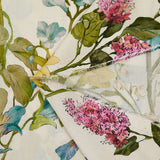 Viscose imprimée fleurs printanières bleues, jaunes et roses fond écru