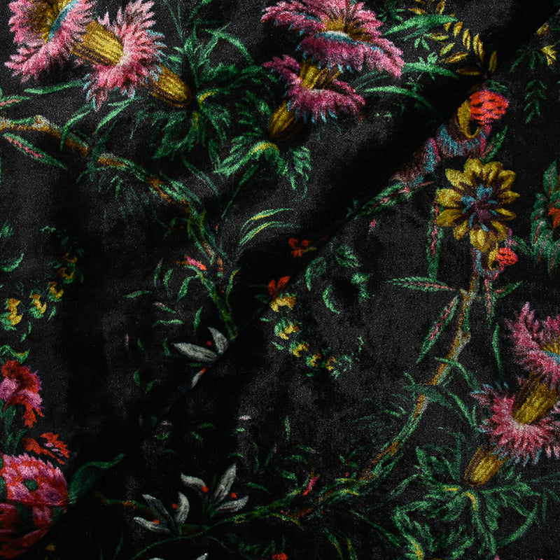 Velvet de seda y fondo negro de viscosa impresa romántica