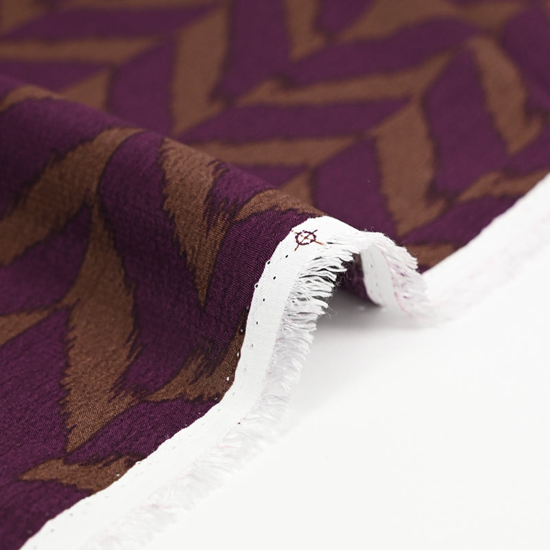 Viscose imprimée chevrons violet fond marron